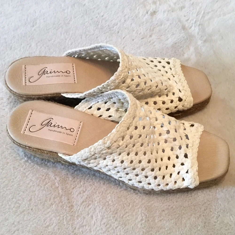 Gaimo white wedge